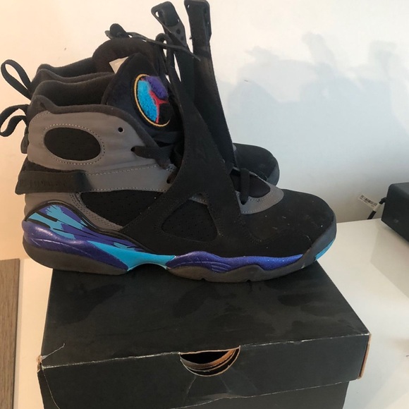 Jordan 8 - Picture 2 of 2